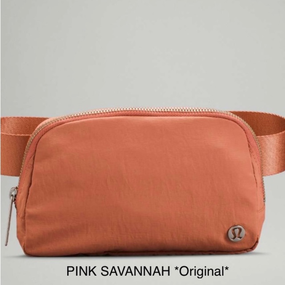 Pink Savannah, Beauiful Condition, Original Lululemon EBB :)